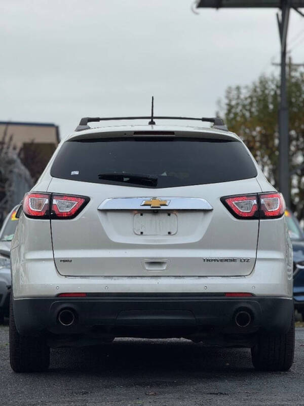 2013 Chevrolet Traverse LTZ