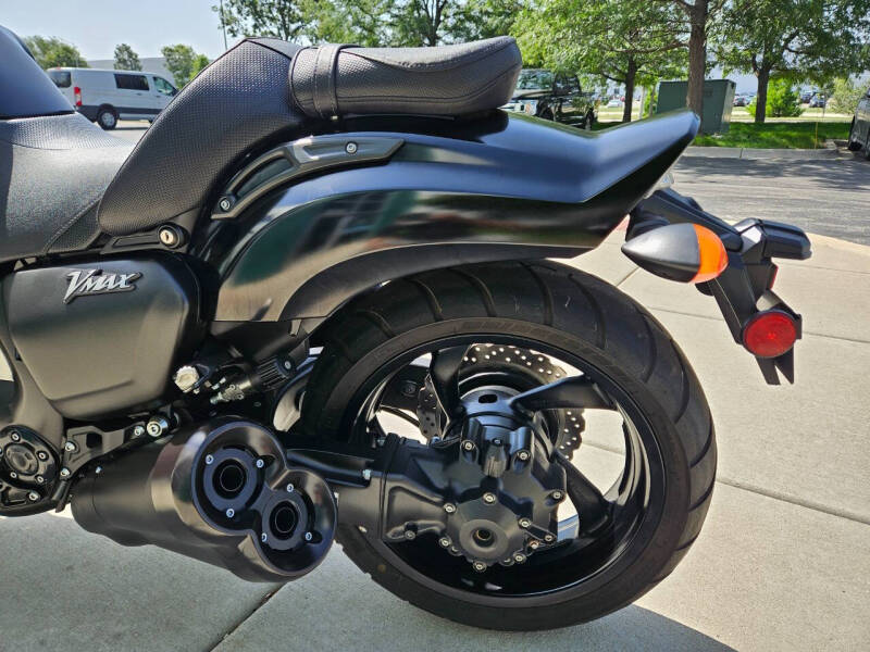 2019 Yamaha VMAX Matte Raven Black