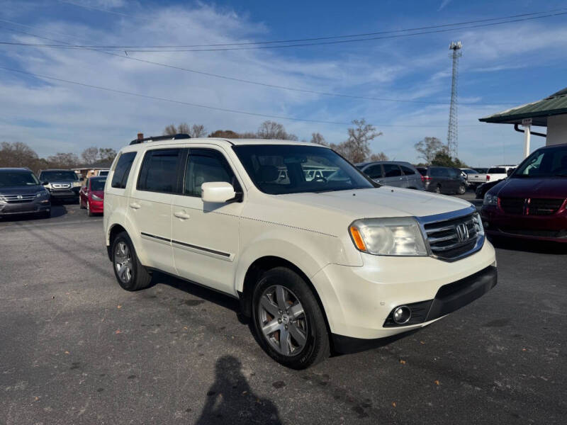 2014 Honda Pilot Touring's photo