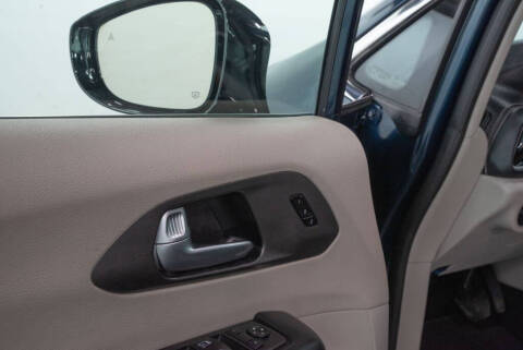 2024 Chrysler Pacifica Plug-In Hybrid Select