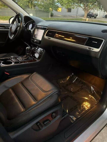 2014 Volkswagen Touareg V6 Executive