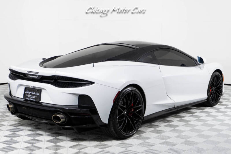 2023 McLaren GT