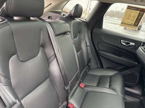 2023 Volvo XC60 B5 Core