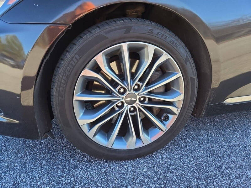 2016 Hyundai Genesis