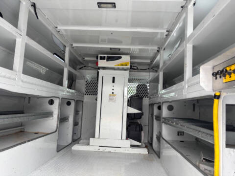 2017 Ford E350 Bucket Van