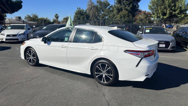 2020 Toyota Camry for sale at Auto Plaza in Fresno, CA