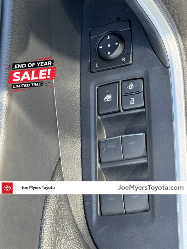 2025 Toyota RAV4 Hybrid XLE Premium