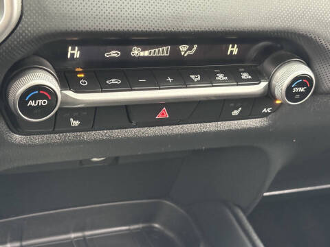 2023 Mazda CX-50 2.5 S Preferred Plus