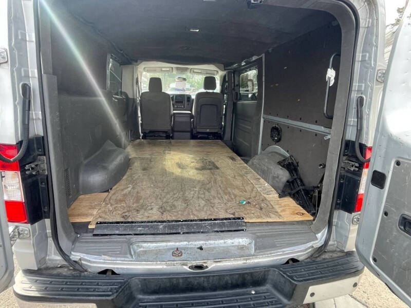 2015 Nissan NV