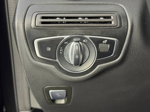 2022 Mercedes-Benz GLC GLC 300 4MATIC