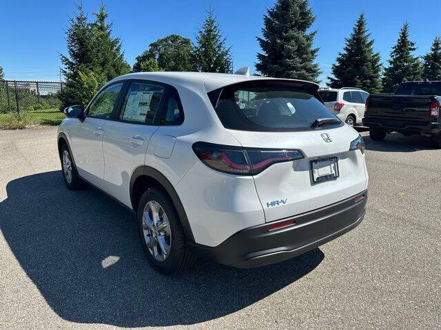 2025 Honda HR-V LX