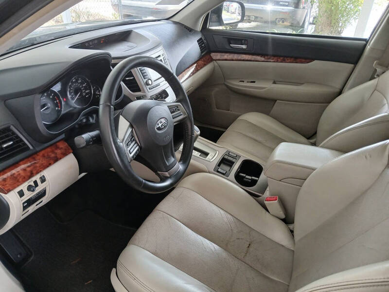 2012 Subaru Outback 2.5i Limited