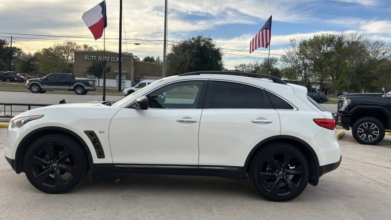 2016 Infiniti QX70
