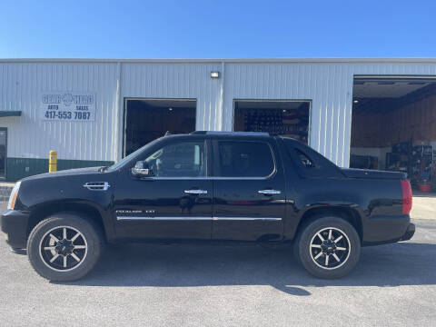 2011 Cadillac Escalade EXT Premium