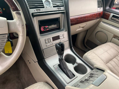 2003 Lincoln Navigator Luxury