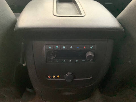 2013 Chevrolet Suburban LT