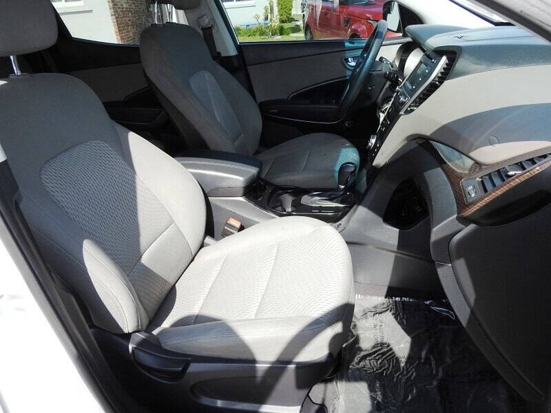 2018 Hyundai Santa Fe Sport  - $16,900