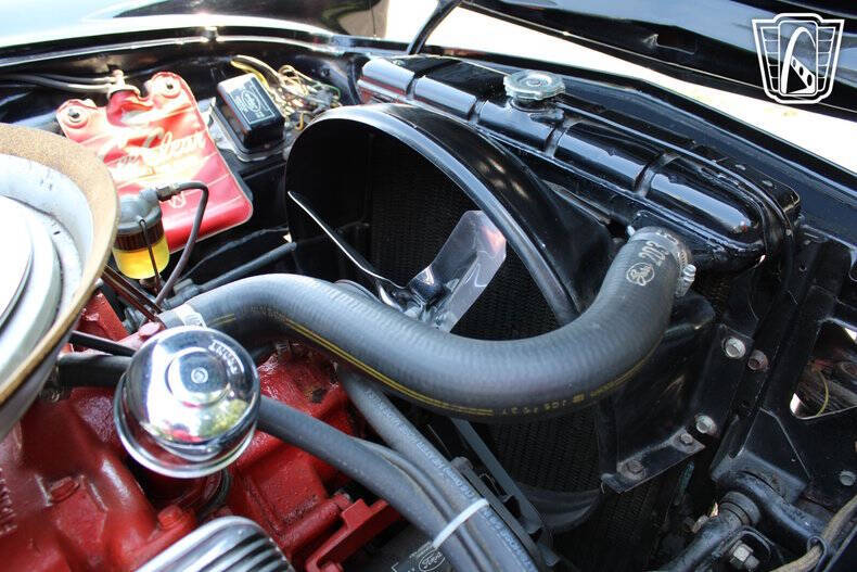 1956 Ford Thunderbird