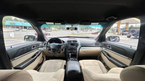 2016 Ford Explorer