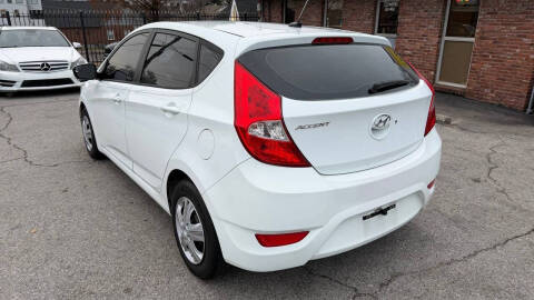 2014 Hyundai Accent GS
