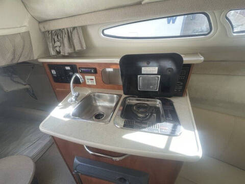 2004 Bayliner 245