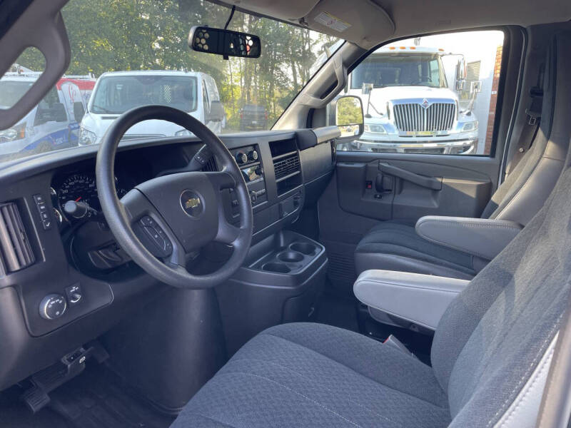 2023 Chevrolet Express 2500