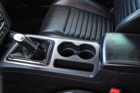 2013 Dodge Challenger R/T Plus