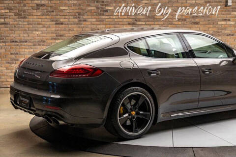 2016 Porsche Panamera