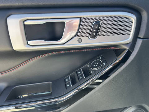 2023 Ford Explorer ST-Line