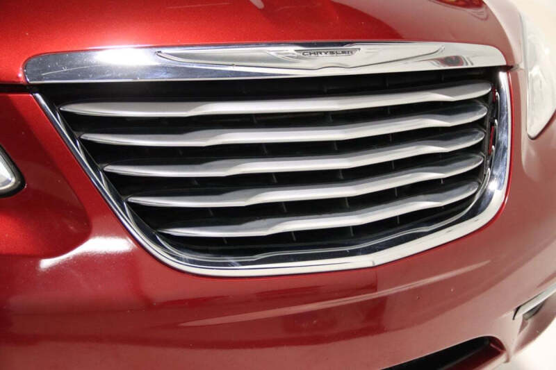2013 Chrysler 200 Limited