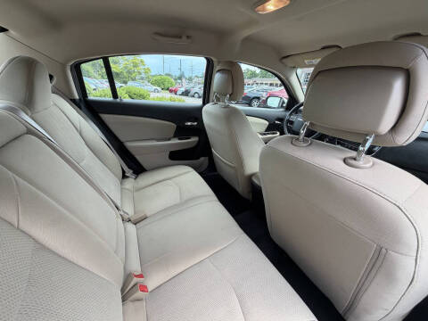 2012 Chrysler 200 LX