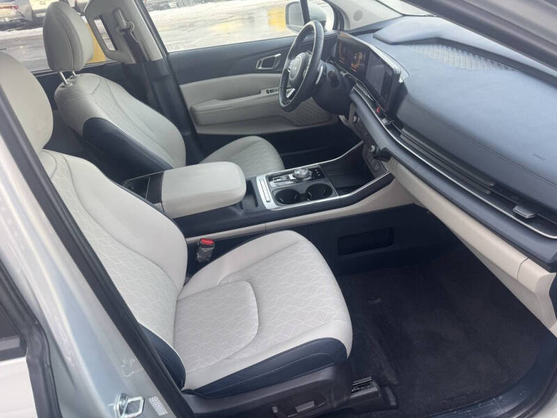 2025 Kia Carnival Hybrid EX