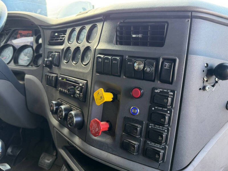 2016 Peterbilt 579