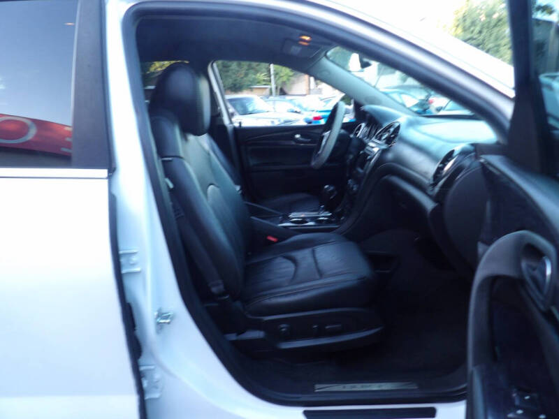 2017 Buick Enclave Leather