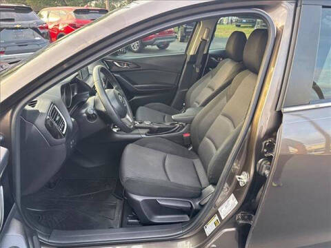 2015 Mazda MAZDA3 i Touring