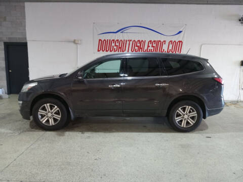 2016 Chevrolet Traverse for sale at DOUG'S AUTO SALES INC in Pleasant View TN