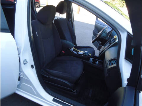 2016 Nissan LEAF