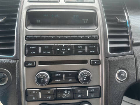 2011 Ford Taurus SEL