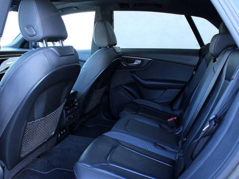 2019 Audi Q8 quattro Premium 55 TFSI