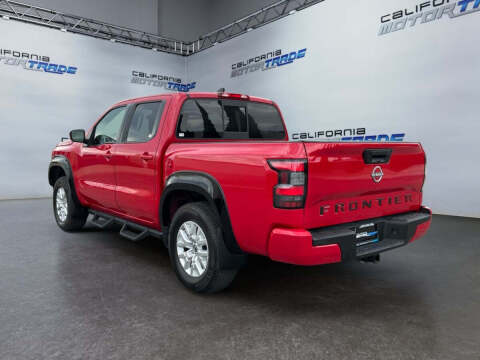 2022 Nissan Frontier SV