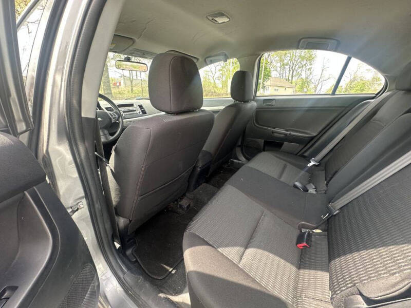 2013 Mitsubishi Lancer Sportback ES