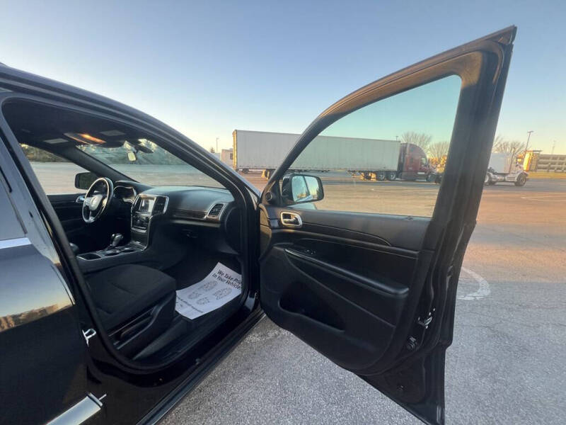 2018 Jeep Grand Cherokee Laredo