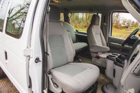 2014 Ford E-Series E-350 SD XLT