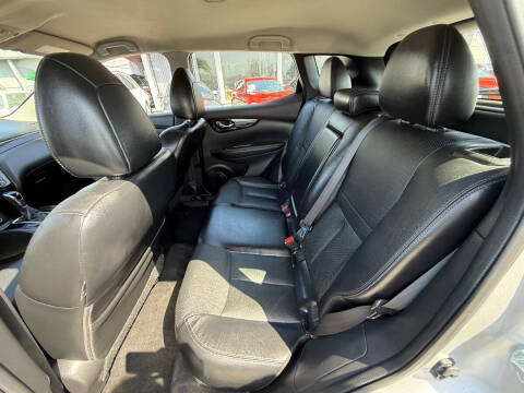 2017 Nissan Rogue Sport SL