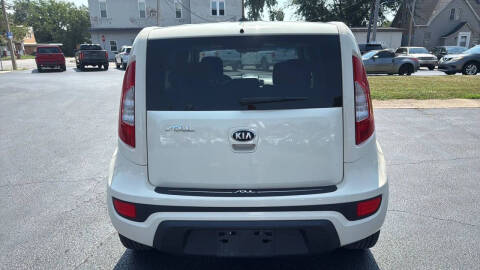 2013 Kia Soul +
