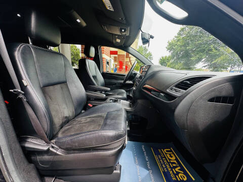 2014 Dodge Grand Caravan SXT 30th Anniversary