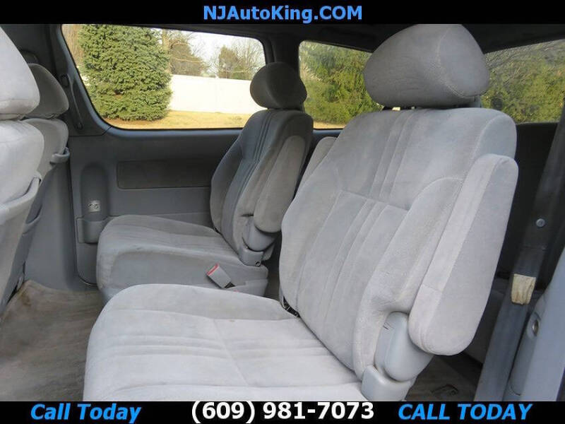 2003 Toyota Sienna LE