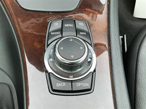 2012 BMW 3 Series 328i