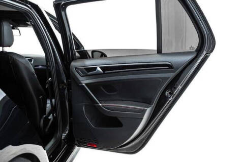 2017 Volkswagen Golf GTI