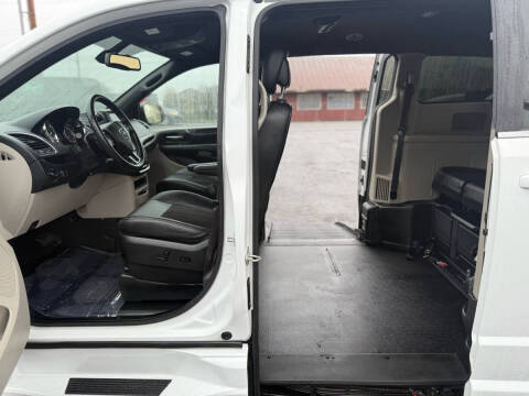 2019 Dodge Grand Caravan SXT 35th Anniversary Edition